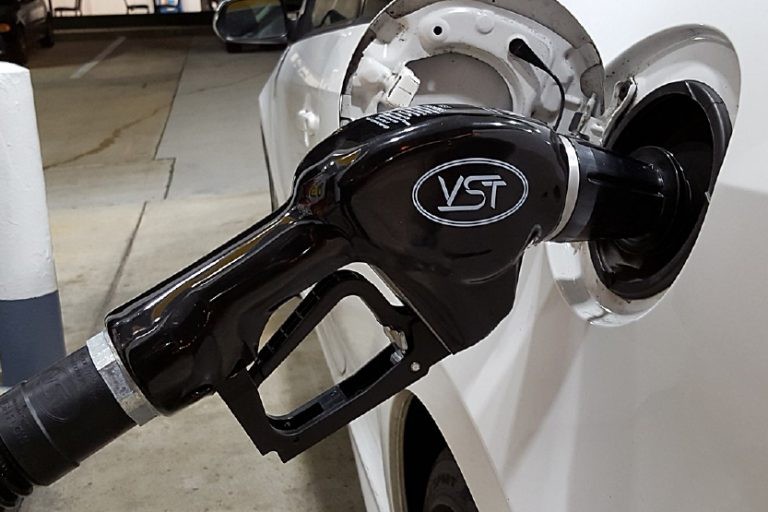 كيف اقلل استهلاك البنزين