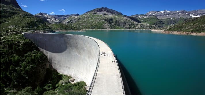 أنواع السدود المائية