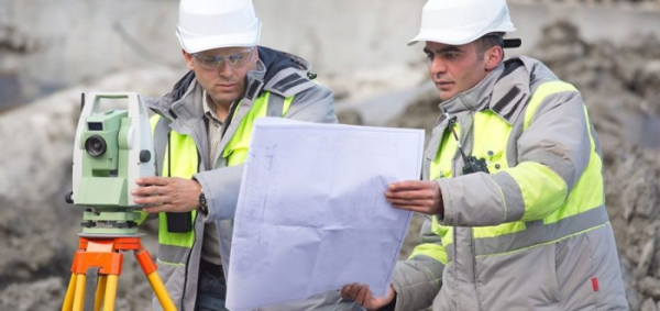 الفرق بين هندسة الانشاءات وهندسة التشييد