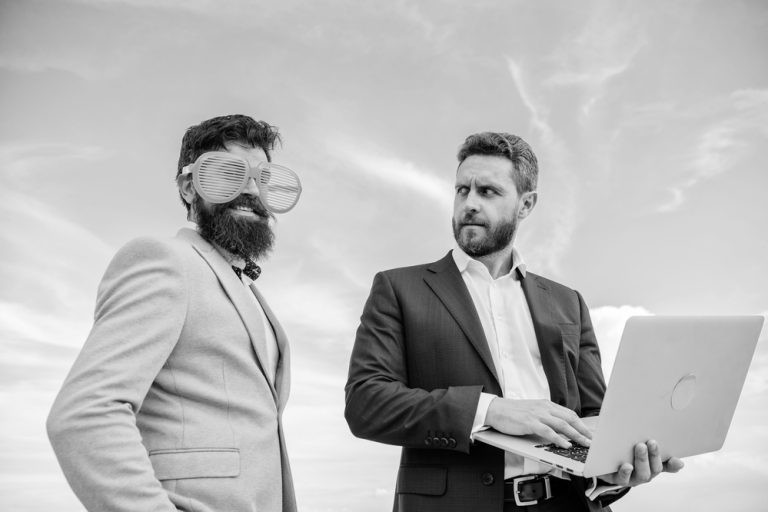 كيف تجعل مديرك يعجب بك