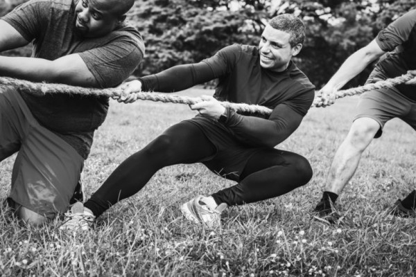 لعبة شد الحبل