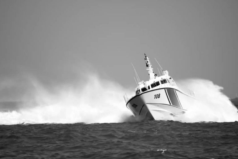 قانون البحار والقانون البحري