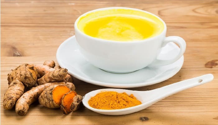 علاج نزلات البرد بطرق غريبة