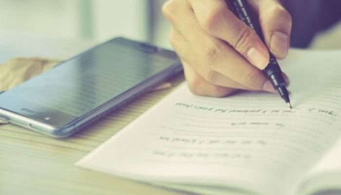 معلومات عن معادلة بمجهولين