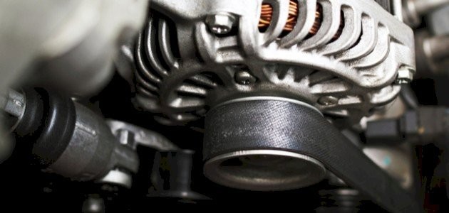 من هو مخترع الدينامو؟