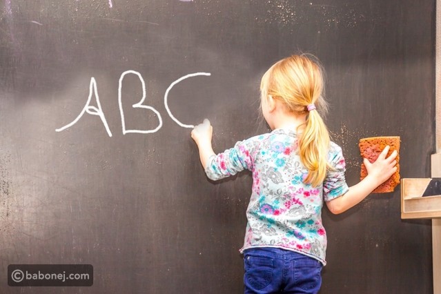 اليوم العالمي لمستخدمي اليد اليسرى