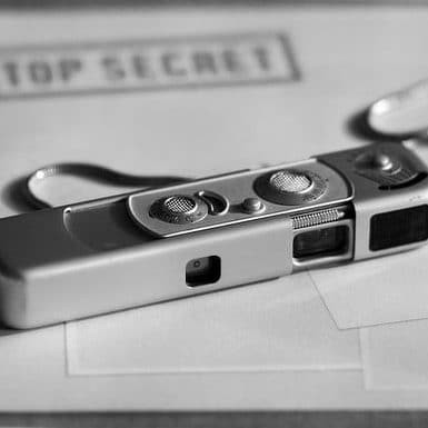 كيف يعمل جهاز التنصت