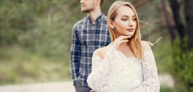 كيف تجعلين الرجل يحبك بجنون