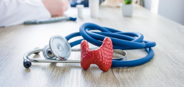 ما هو علاج خمول الغدة الدرقية