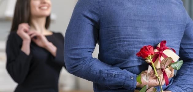 كيف أبين لشخص أني أحبه