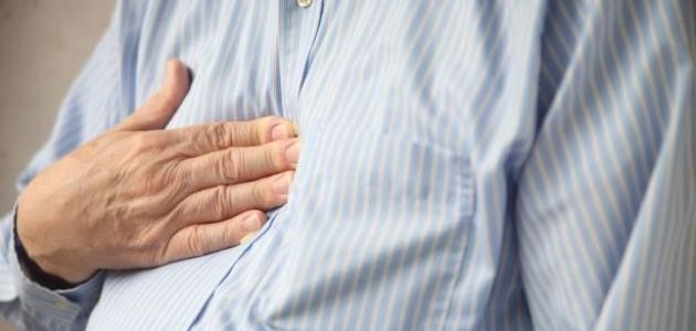 ما هي أعراض ارتجاع المريء