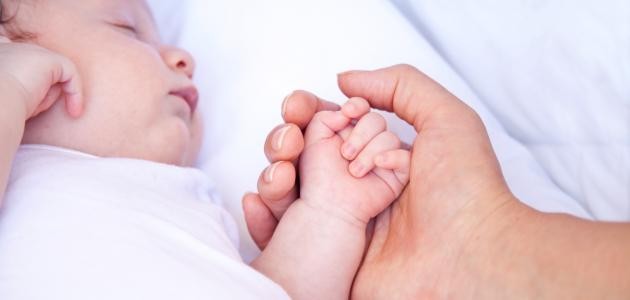 مراحل تطور الطفل الرضيع