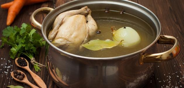 طريقة سلق الدجاج