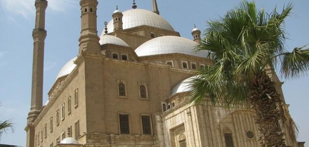 بحث عن أهمية السياحة فى مصر