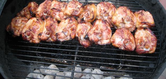 طريقة عمل تتبيلة الدجاج المشوي على الفحم