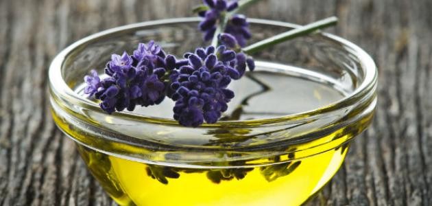 فوائد زيت اللافندر للبشرة فوائد زيت اللافندر للبشرة