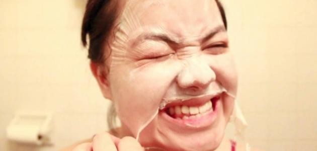 كيف يتم تقشير بشرة الوجه