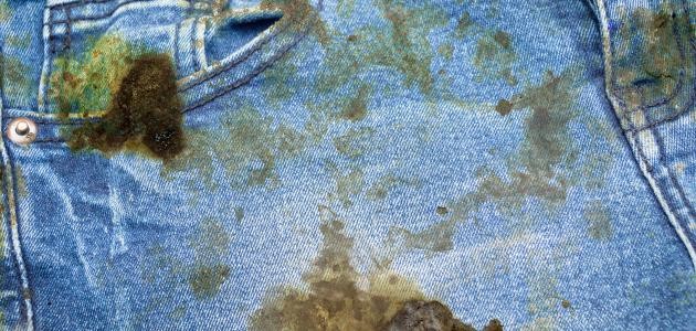 كيف أزيل الزفت من الملابس