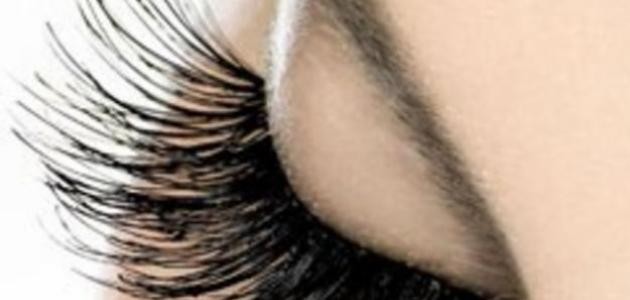 طريقة تطويل الرموش