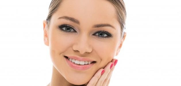 كيفية ترطيب بشرة الوجه