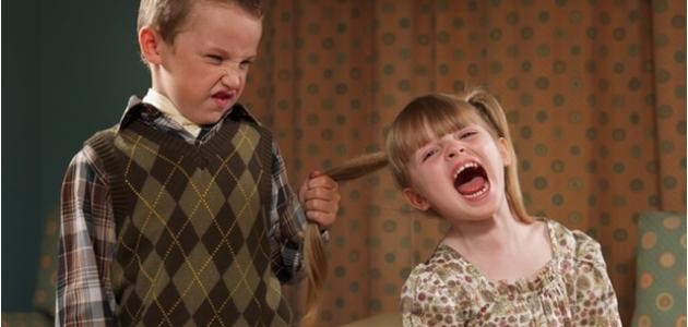 كيفية علاج غيرة الأطفال كيفية علاج غيرة الأطفال