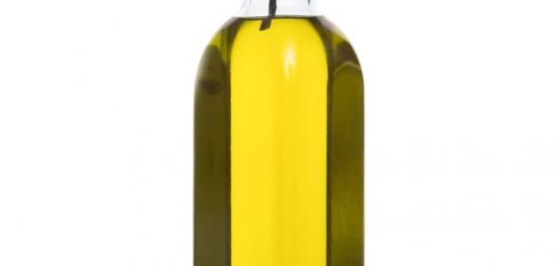 كيف أستعمل زيت الزيتون لترطيب الشعر