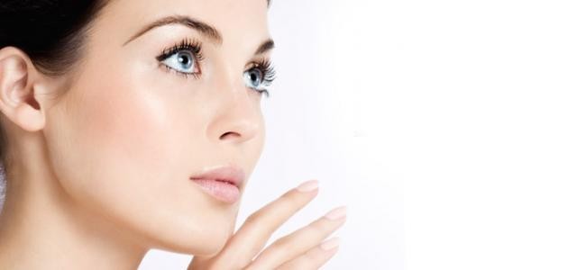 كيف أخفي الكلف بالمكياج