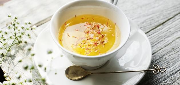 فوائد شاي الزعفران