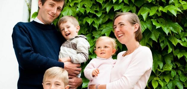 كيف أعامل أولاد زوجي