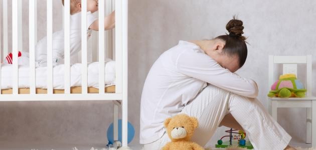 اكتئاب ما بعد الولادة وعلاجه