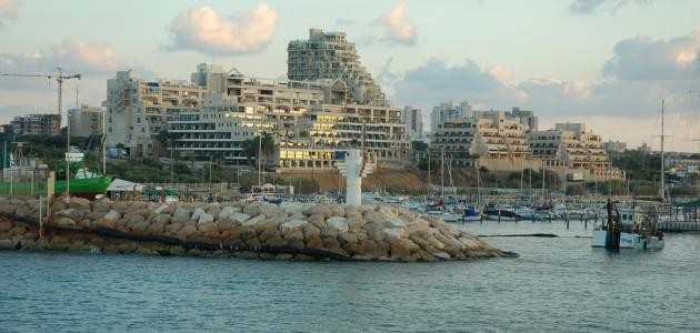 أين تقع عسقلان