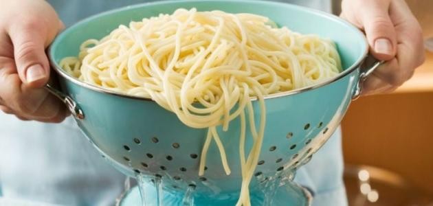 كيفية سلق المعكرونة